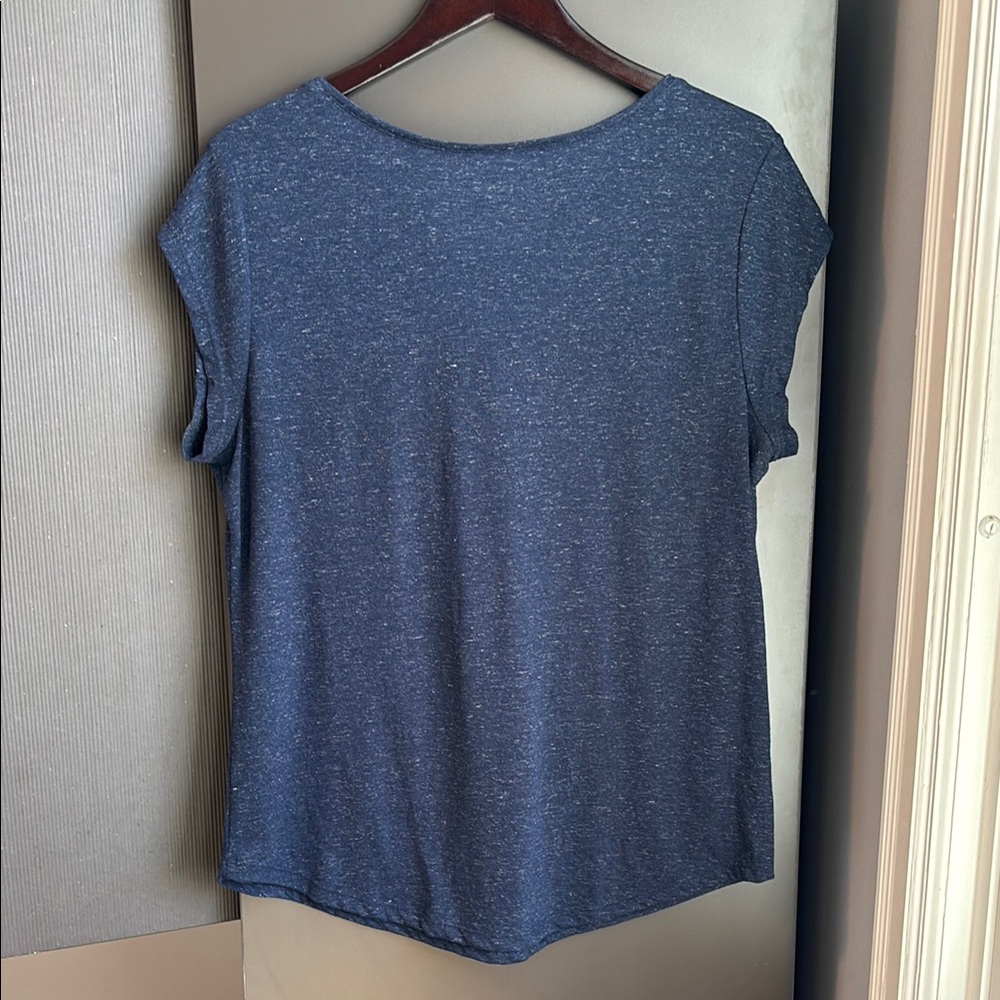 LOFT Women's Blue Capped Sleeve Top with pocket - Picture 3 of 5